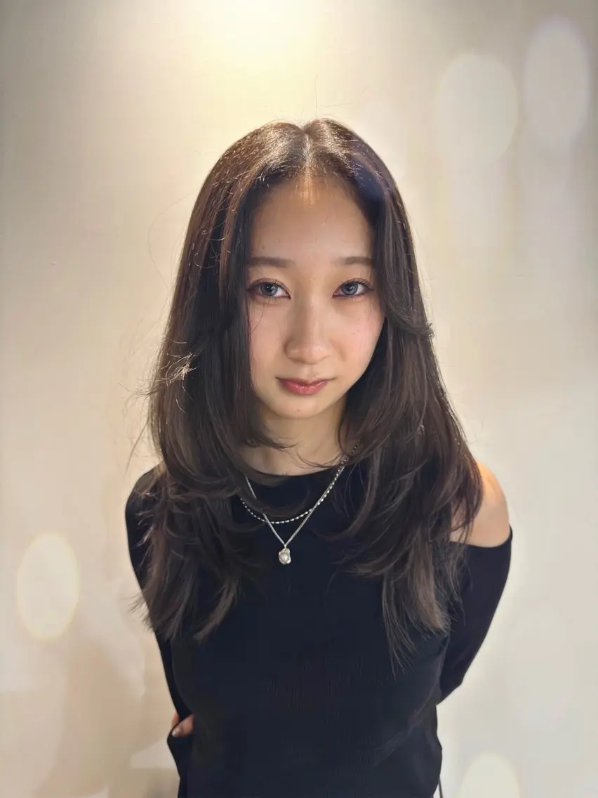 ロング saki|大名 パーマ|ハイトーンのヘアスタイル