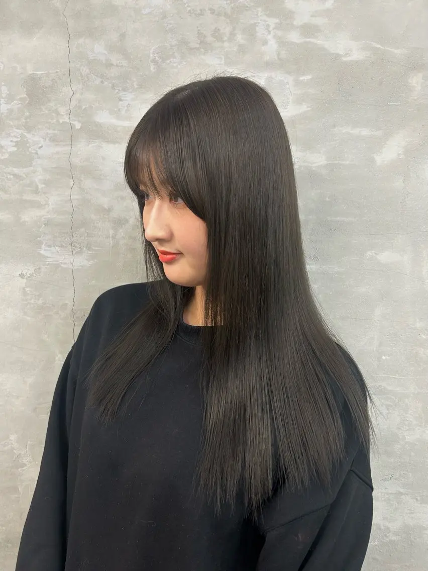 ロング カラー ヘアカラー トリートメント 💜Noa /艶髪ハイトーン💫のヘアスタイル