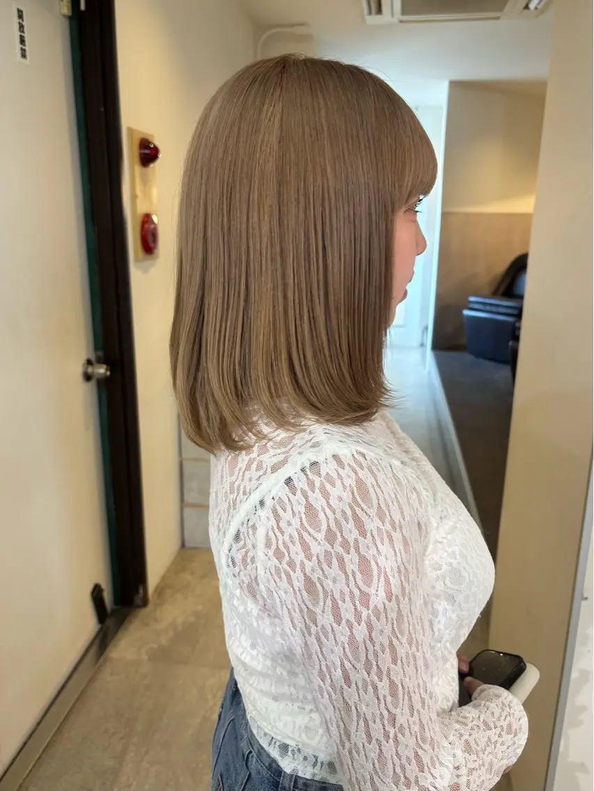 ミディアム ナナ 福岡美容室のヘアスタイル