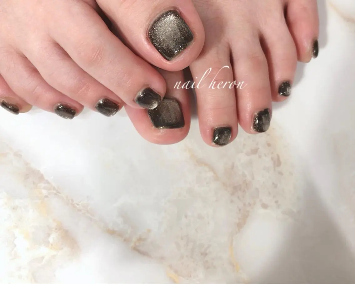 ネイル マグネットネイル フットネイル saki_ nail heronのネイルデザイン