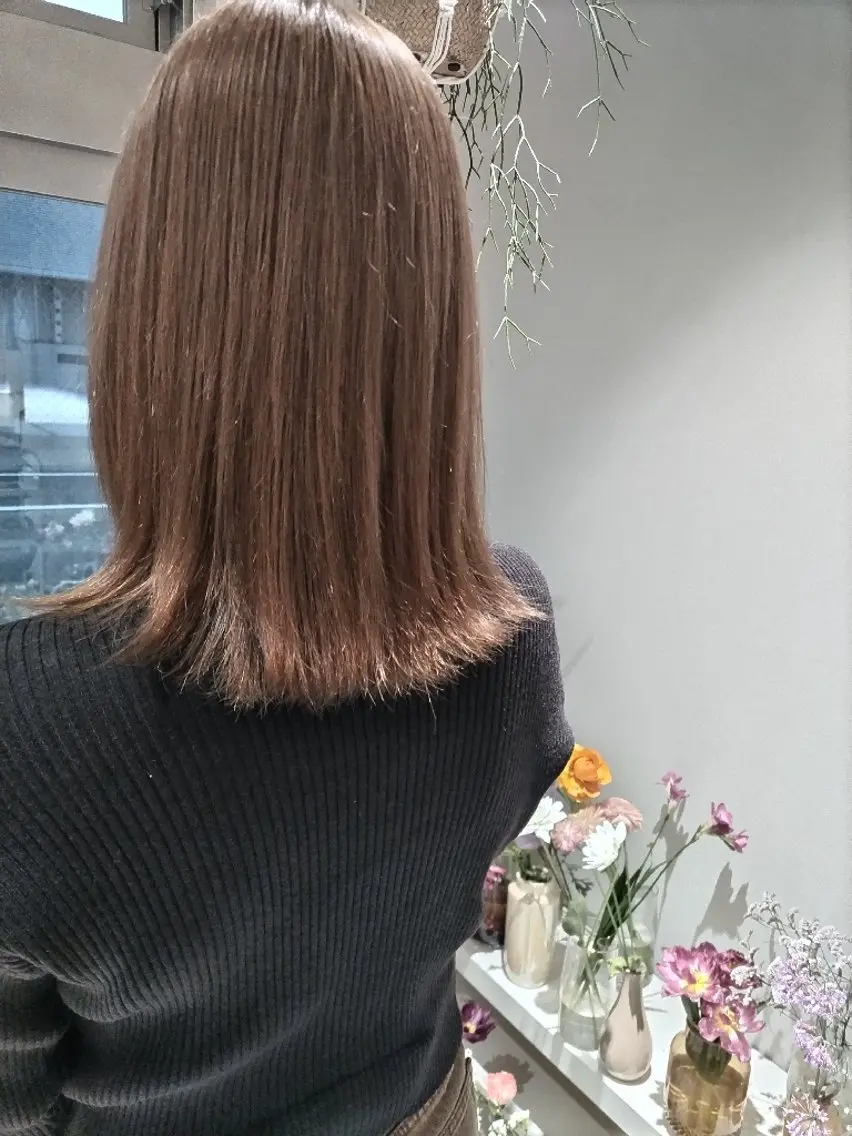 セミロング カット ヘアカラー トリートメント 🌸花屋併設🌸石垣 友基のヘアスタイル