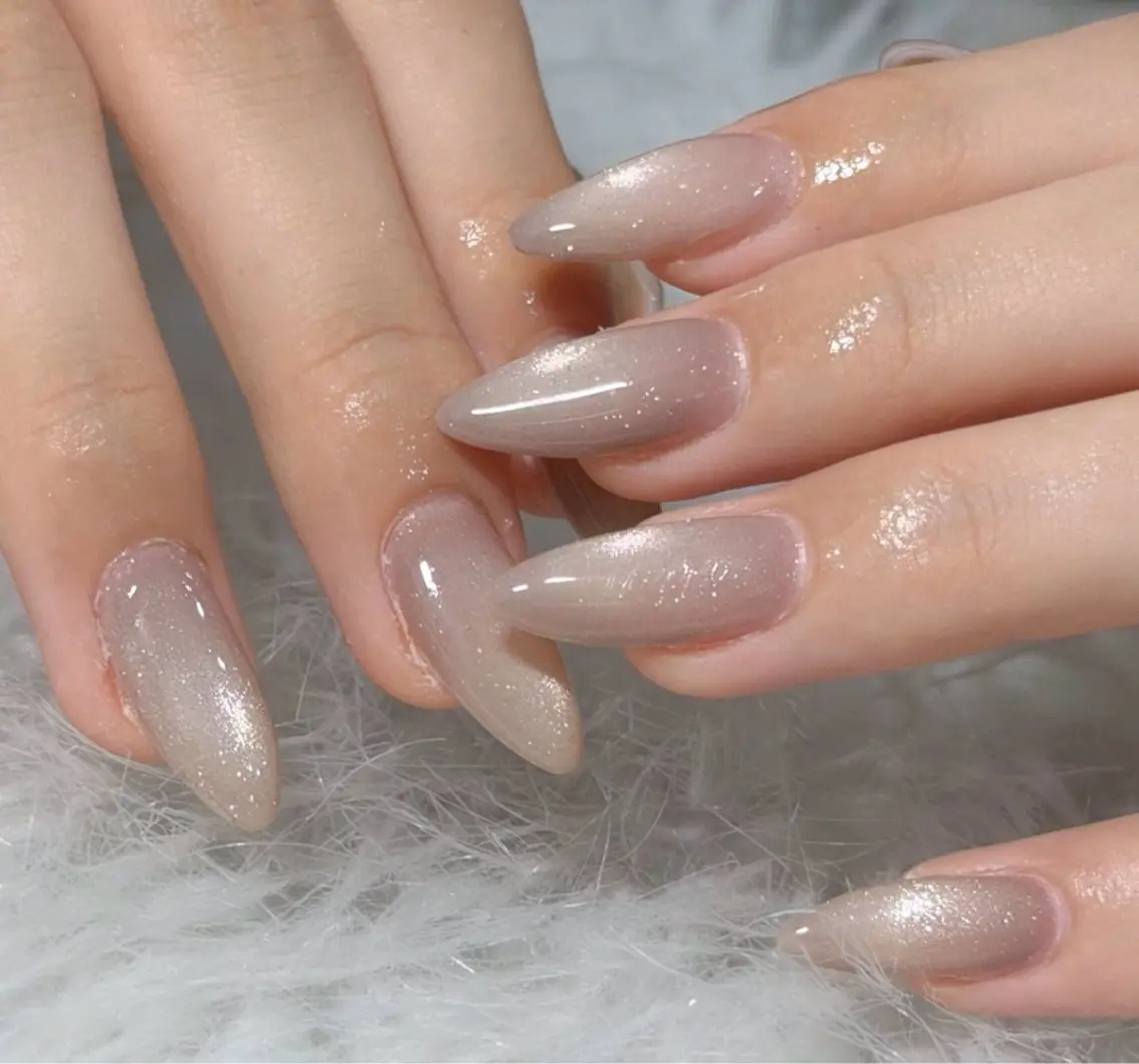 ネイル ハンドネイル LAVISH sakiのネイルデザイン