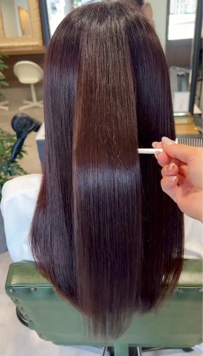 ロング 透明感カラー 🫧ゆうしん/平尾のヘアスタイル