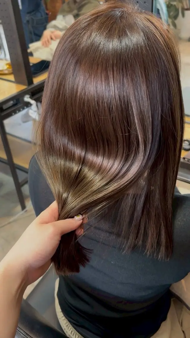セミロング 縮毛矯正 縮毛矯正 くるみ avedaのヘアスタイル
