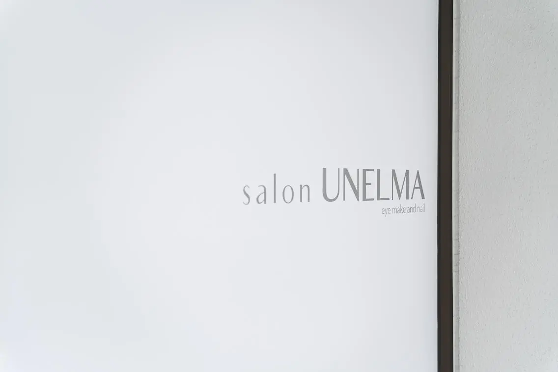 ネイル salon UNE LMA見習いスタッフのネイルデザイン