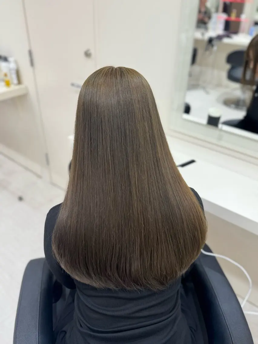 ロング カラー ヘアカラー 🤍韓国大人っぽ ベージュMAI🤍のヘアスタイル