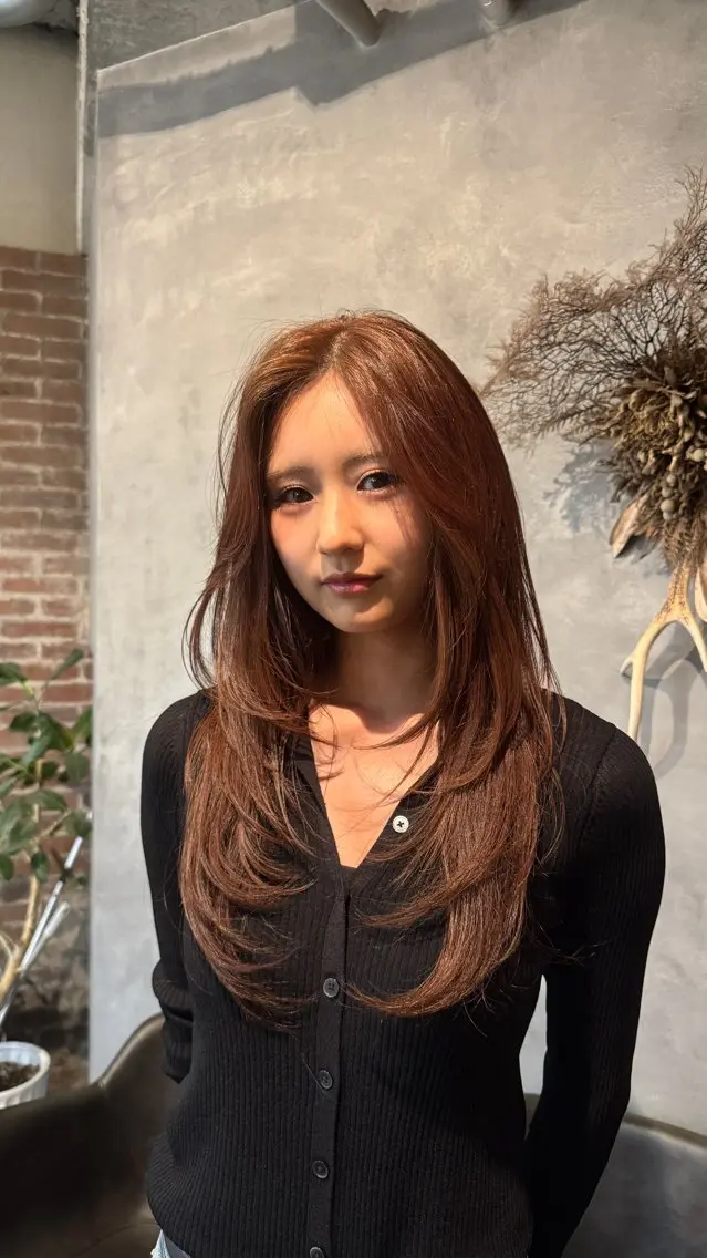 ロング カット みく💖レイヤー／海 外ヘア🇺🇸❤️のヘアスタイル