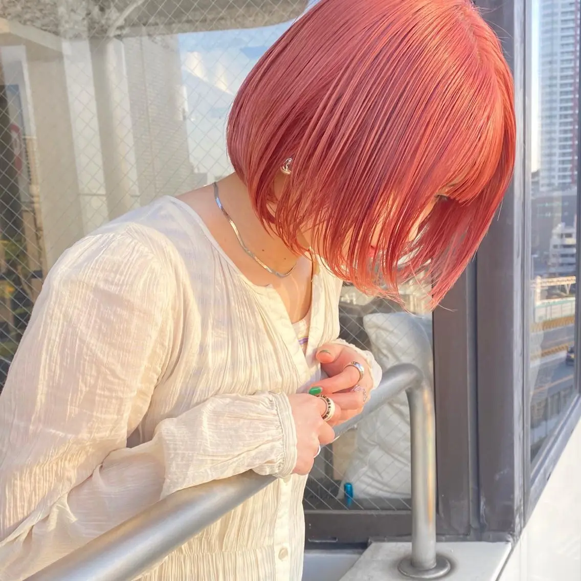 ミディアム カラー ブリーチ ピンクカラー ヘアカラー トリートメント 🌱大人ハイトーン RENのヘアスタイル