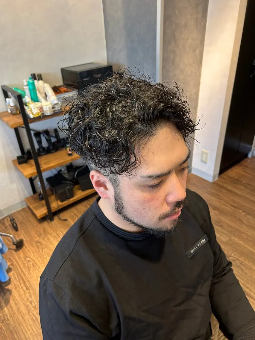 ショート カット パーマ 小貫 航平のヘアスタイル