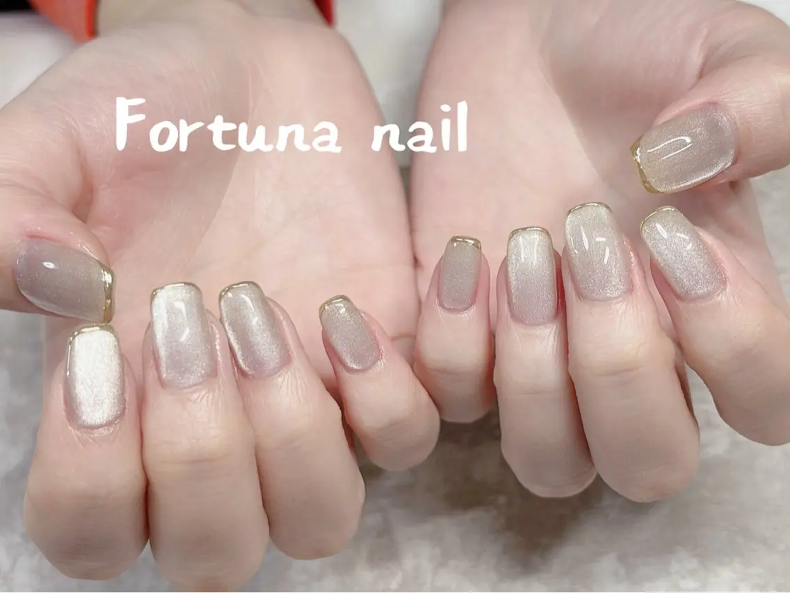 ネイル フレンチネイル マグネットネイル ミラーネイル Nail •Head スパFortunaのネイルデザイン