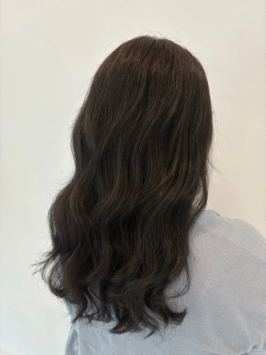 セミロング カラー moi Blanc/ Aoyagiのヘアスタイル