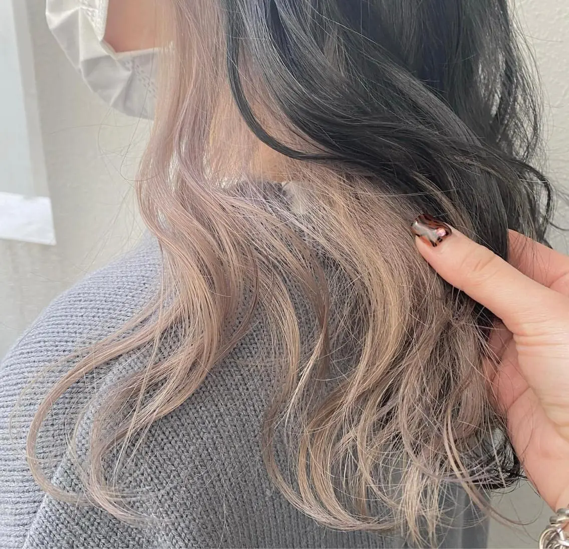 セミロング カラー ベージュカラー ホワイトベージュ 遠藤沙也加 /レイヤーカットのヘアスタイル
