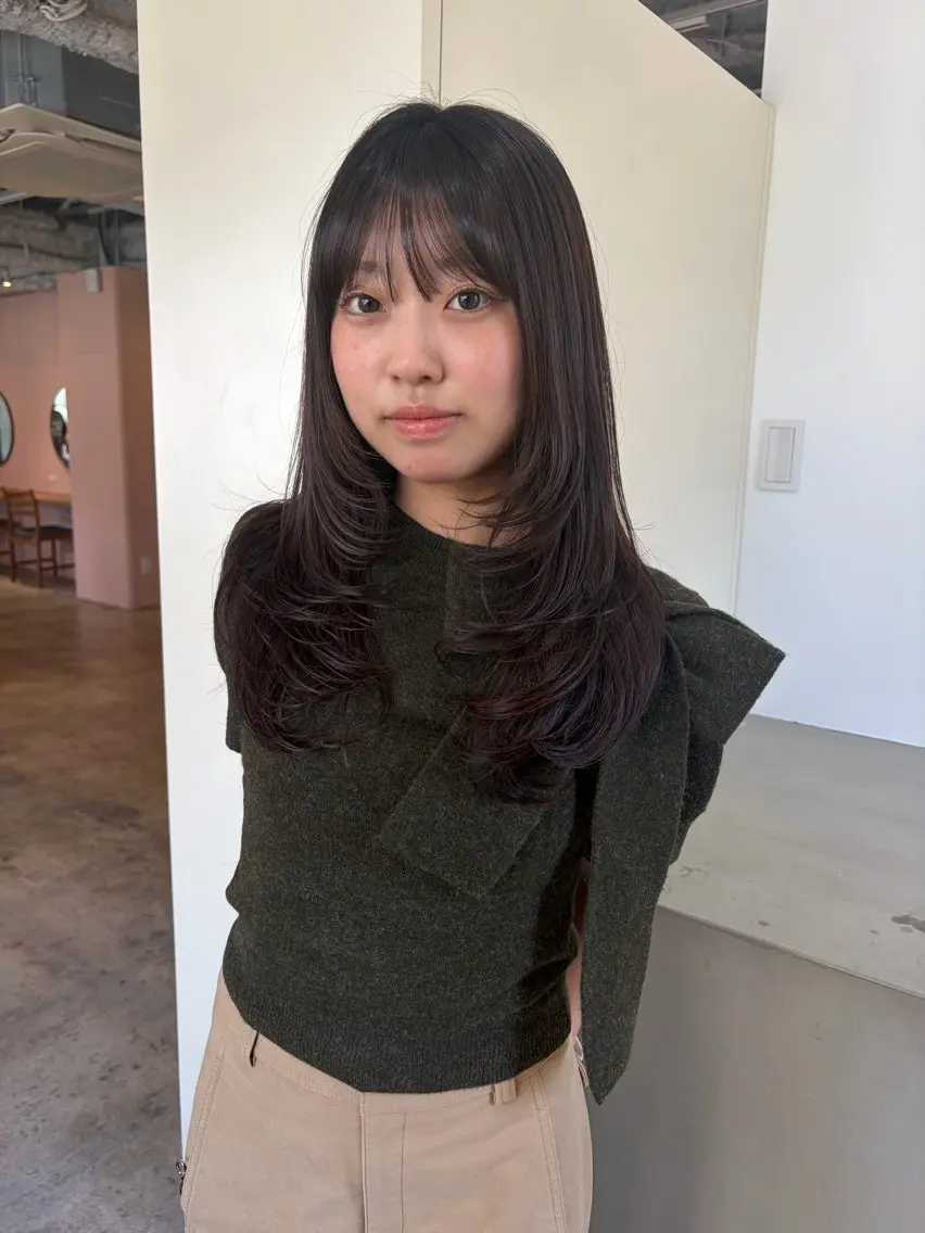 ロング レイヤーカット カット ヘアカラー 縮毛矯正 トリートメント 🧣misaki 🧣のヘアスタイル