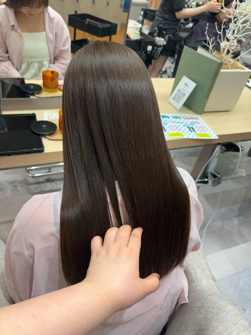 ロング ヘアカラー tokute 片岡心🐥のヘアスタイル