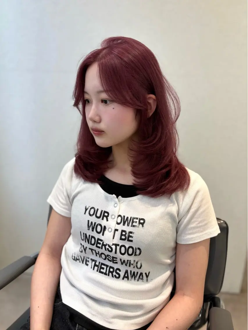 ミディアム ピンクラベンダー カット ヘアカラー トリートメント MEI🎀つやカラー 🎀レイヤー🎀渋谷のヘアスタイル