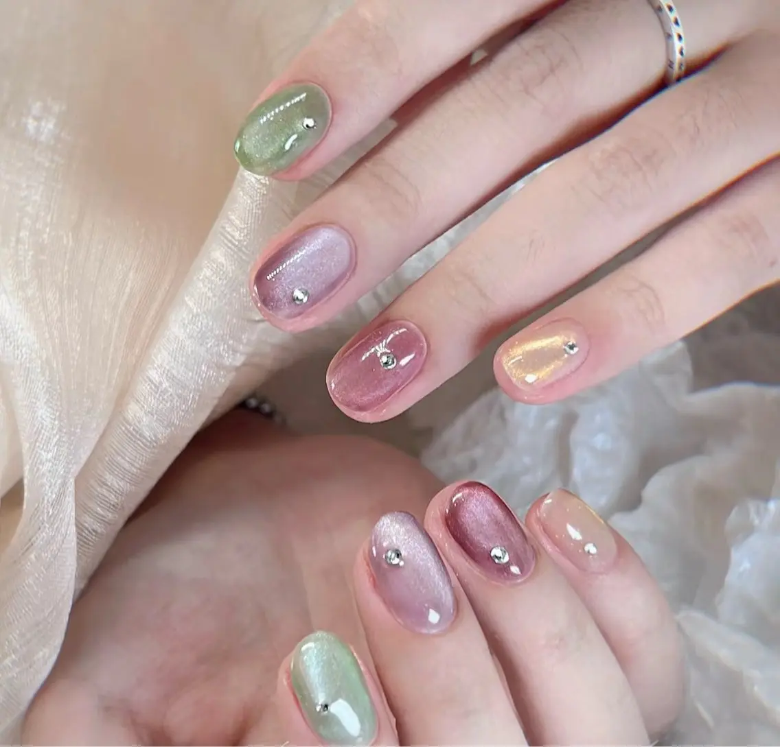 ネイル マグネットネイル BabyYouMi nailのネイルデザイン