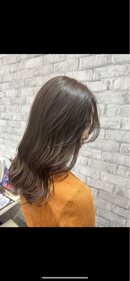 ロング カラー ブリーチ 透明感カラー ブリーチなしカラー 後藤 悠紀のヘアスタイル
