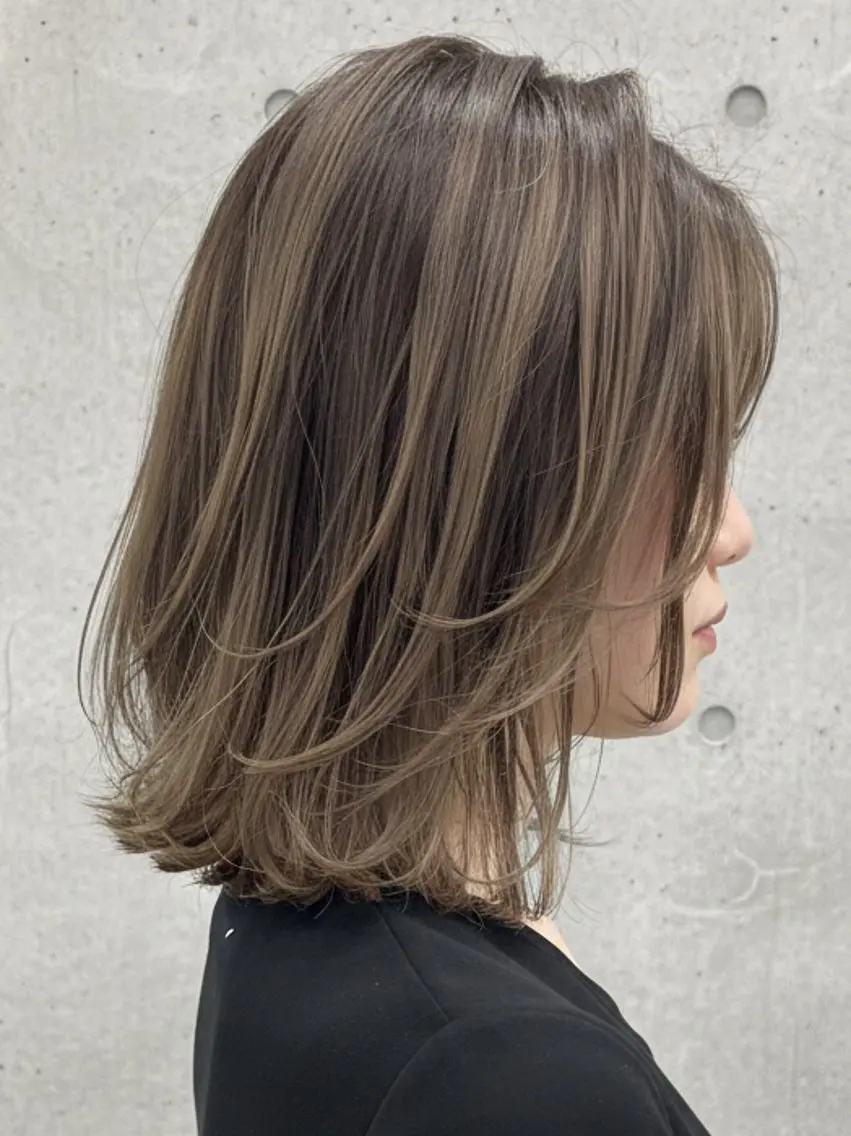 カラー ヘアカラー 金城 奈菜のヘアスタイル
