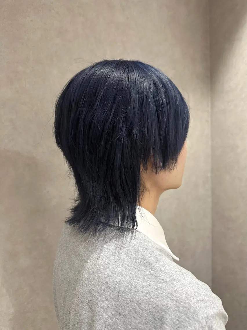 ミディアム カット ヘアカラー ✂️秋葉原 🤍YURI🤍のヘアスタイル