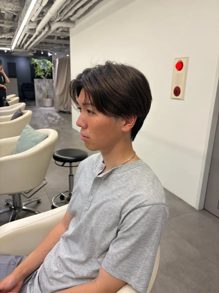 メンズ センターパート カラーモデル募集/ 森本明花のヘアスタイル