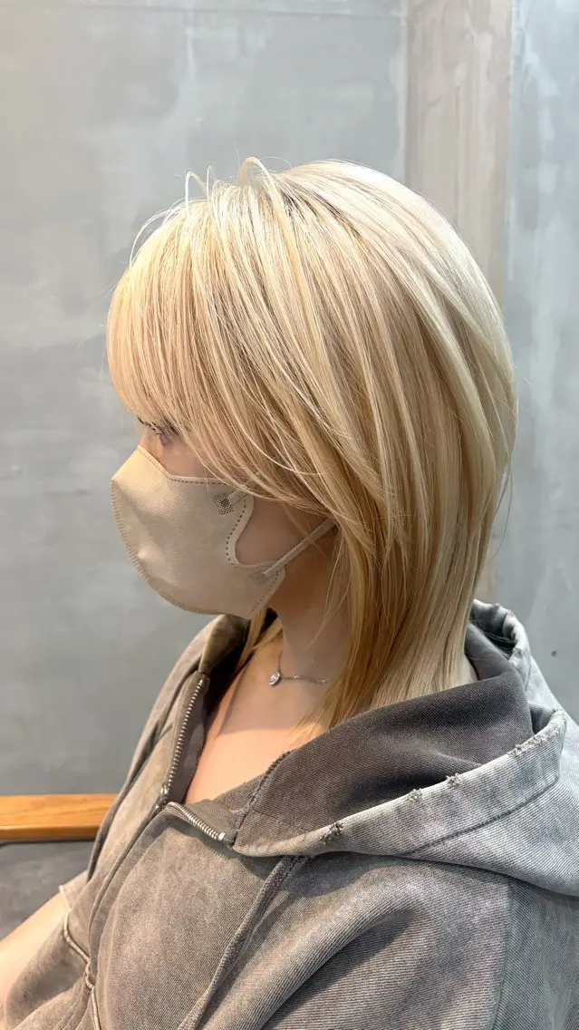ブリーチ＋カラー＋髪質改善トリートメントの写真