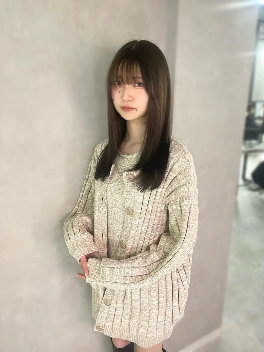 ロング カラー 盛れる顔まわり✨🎀 レイヤー別所好葉のヘアスタイル