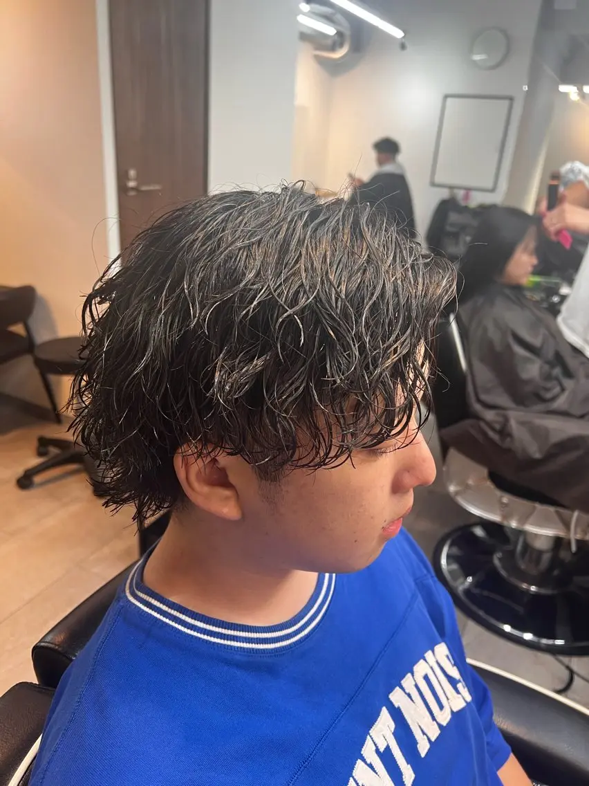 ショート カット パーマ メンズカット、パーマ 特化🔥🌊瀬川竜生のヘアスタイル