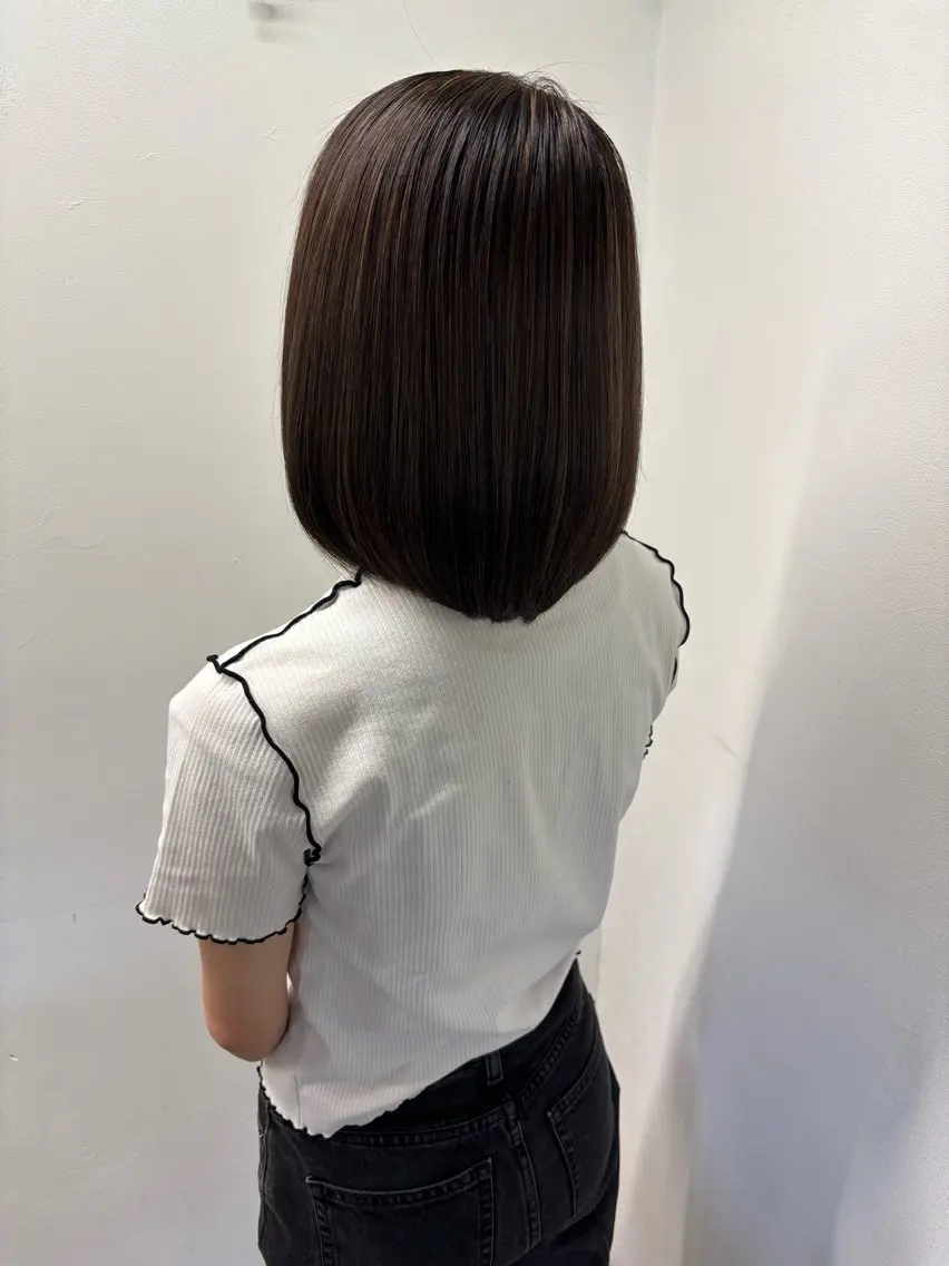 ミディアム アッシュ アッシュブラウン ハイライト ヘアカラー 中山 明子のヘアスタイル