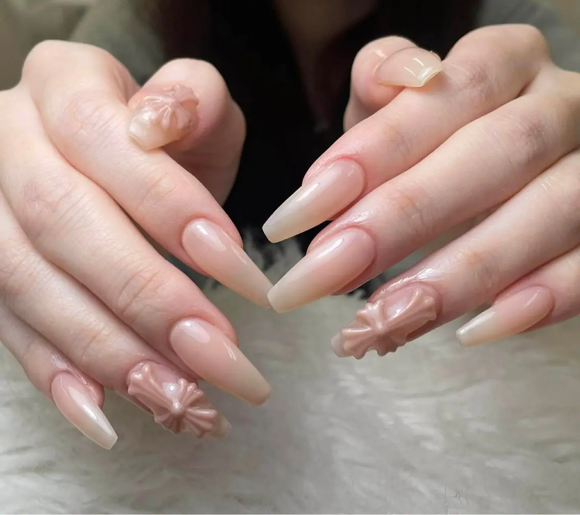 ネイル フレンチネイル ジェルネイル ガーリー 韓国ネイル ロングネイル ハンドネイル NieNail Nezukoのネイルデザイン