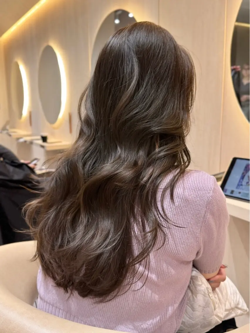 ロング カット ヘアカラー トリートメント 🩵縮毛矯正・ボブ 岩原朋也🩵のヘアスタイル