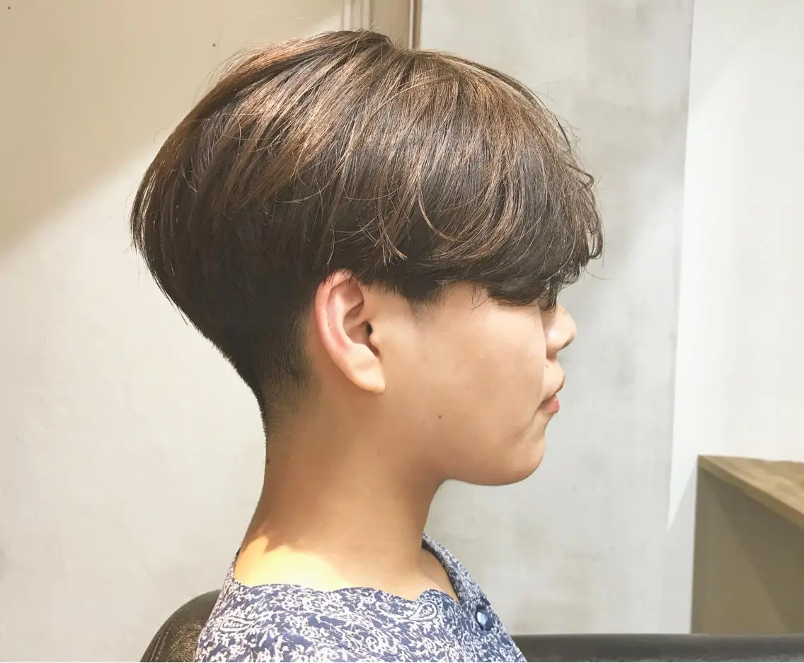 ショート カラー 坂本 裕介のヘアスタイル