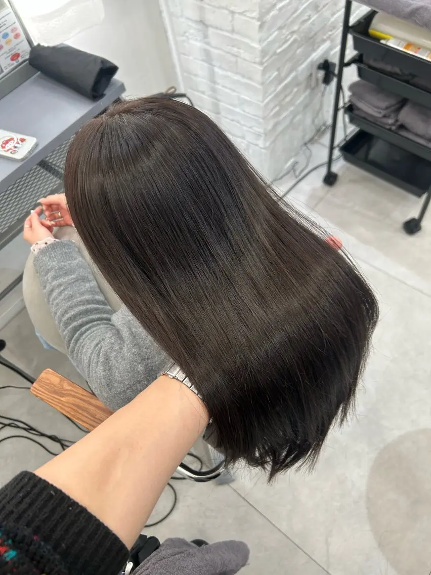ロング カラー カット ヘアカラー 縮毛矯正 小澤 一稀のヘアスタイル