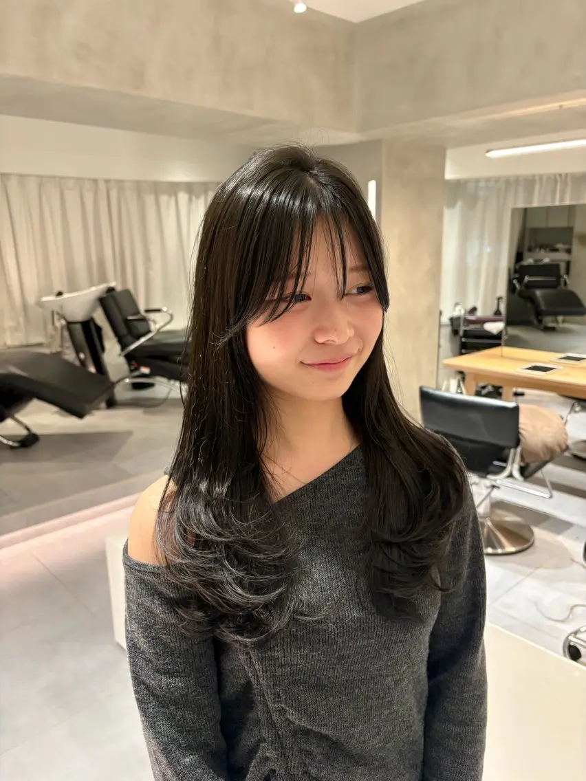 ロング カラー カット ヘアカラー トリートメント ヘッドスパ ヘアセット 似合わせレイヤー✨️ RIEのヘアスタイル