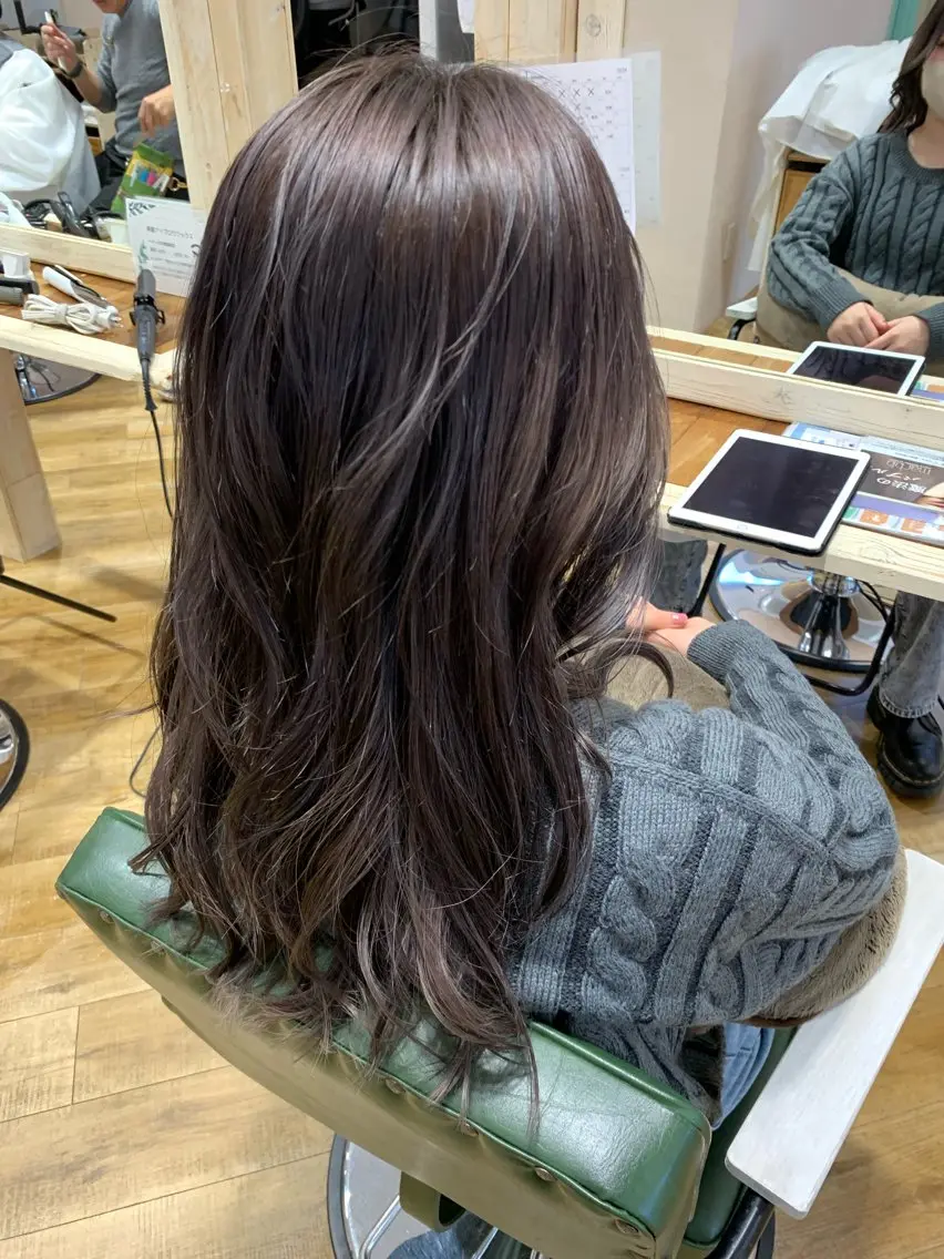 ロング 森 🫧大人可愛い 顔周りレイヤー🎀のヘアスタイル