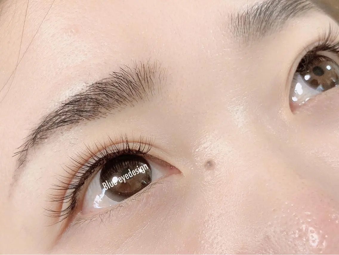 ボリュームラッシュ300本 / オフ別/コーティング仕上げ✨LINEからで¥5500の写真