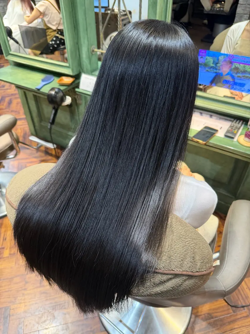 ロング カット ヘアカラー トリートメント ケイジ✨透明感 /艶カラー✨のヘアスタイル