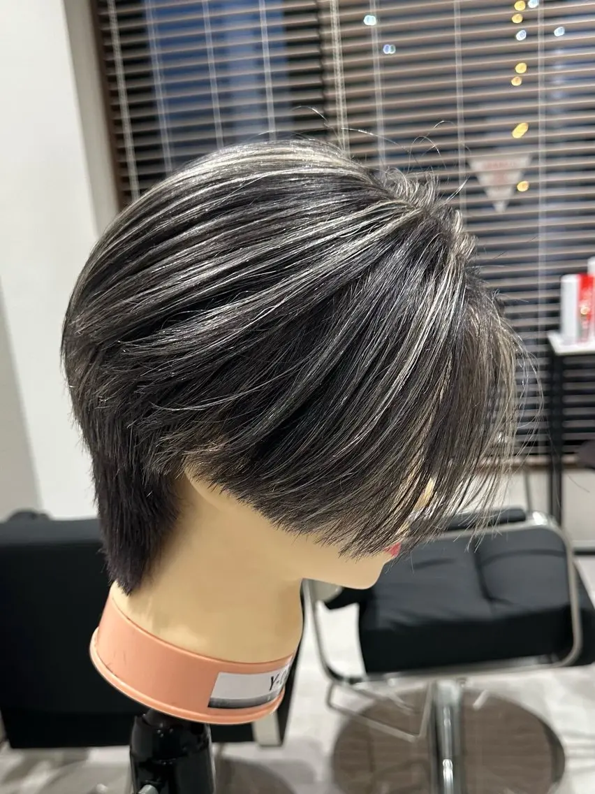 カラー メンズ メンズハイライト ハイライトカラー カット ヘアカラー メンズ縮毛矯正 /町田/木村悠月のヘアスタイル