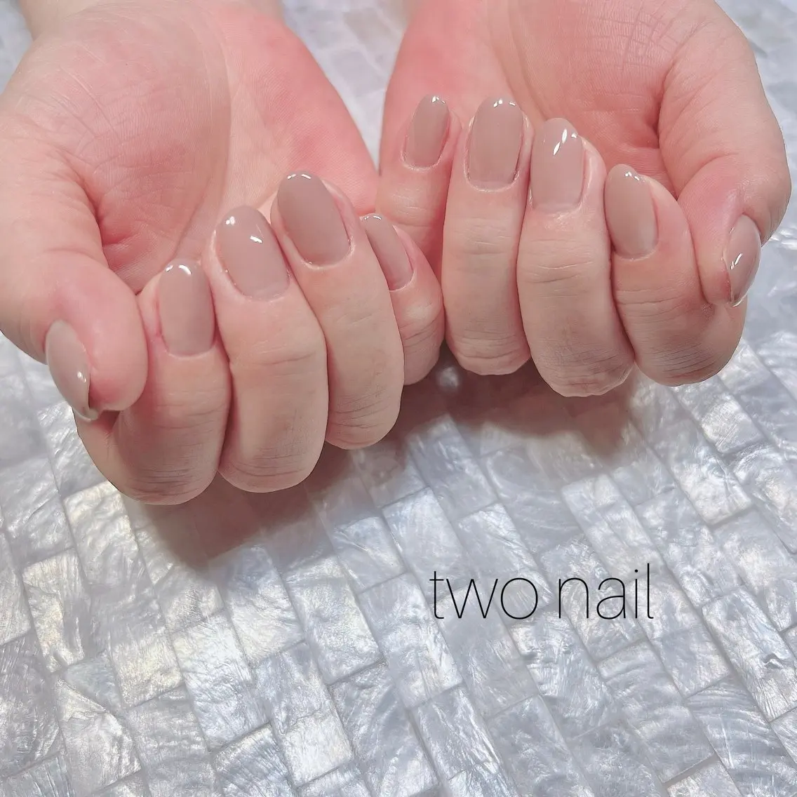 ネイル ネイルチップ ホワイト ハンドネイル two nailのネイルデザイン