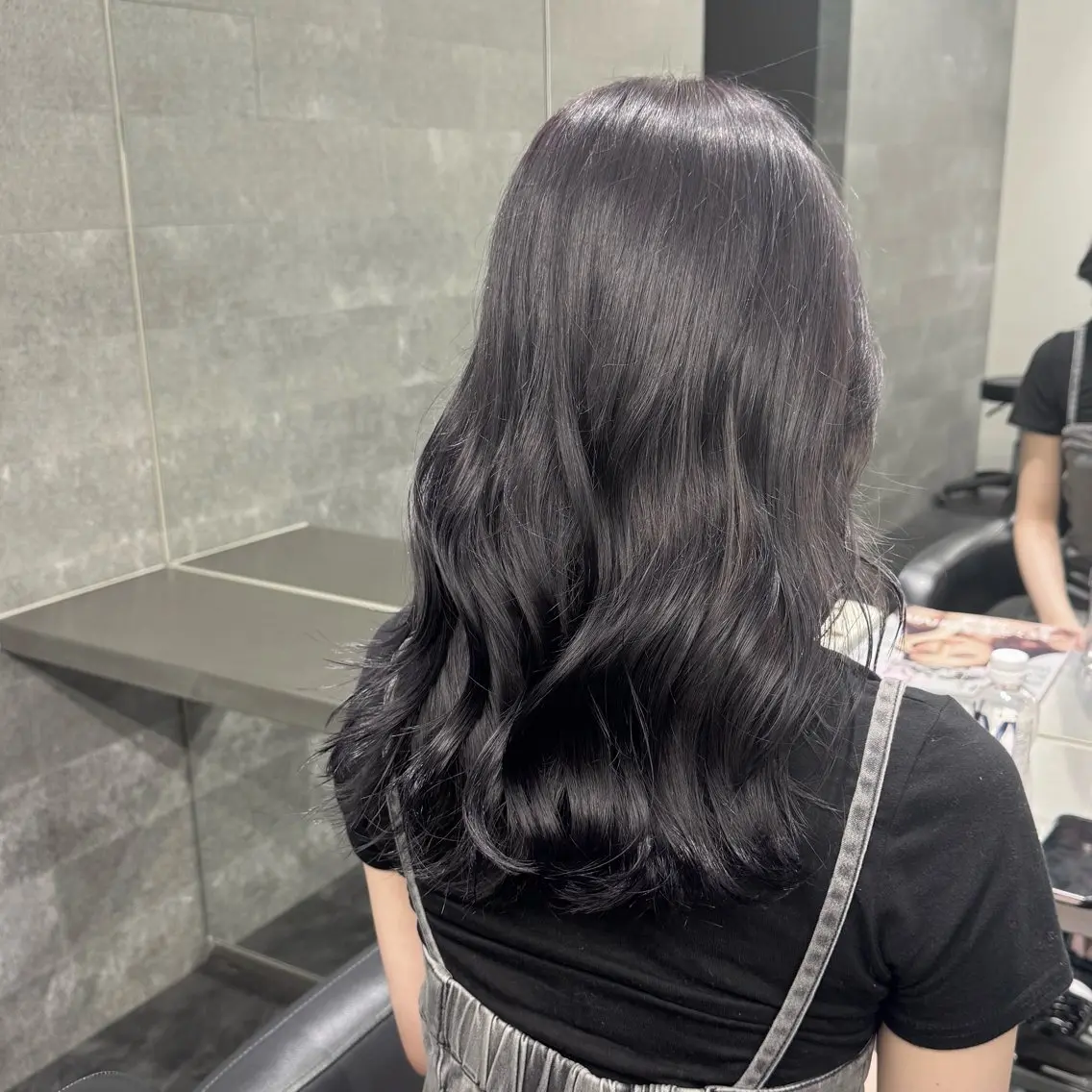 カラー 黒髪 ブリーチ グレージュ パープルグレージュ ヘアカラー トリートメント 透明感カラー🤍/ 韓国ヘア🎀めいのヘアスタイル