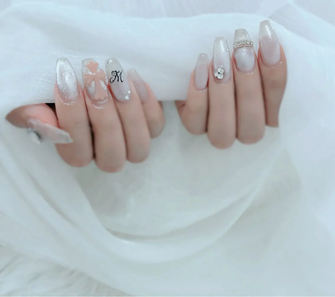 ネイル ハンドネイル ESPOIR Ｎのネイルデザイン