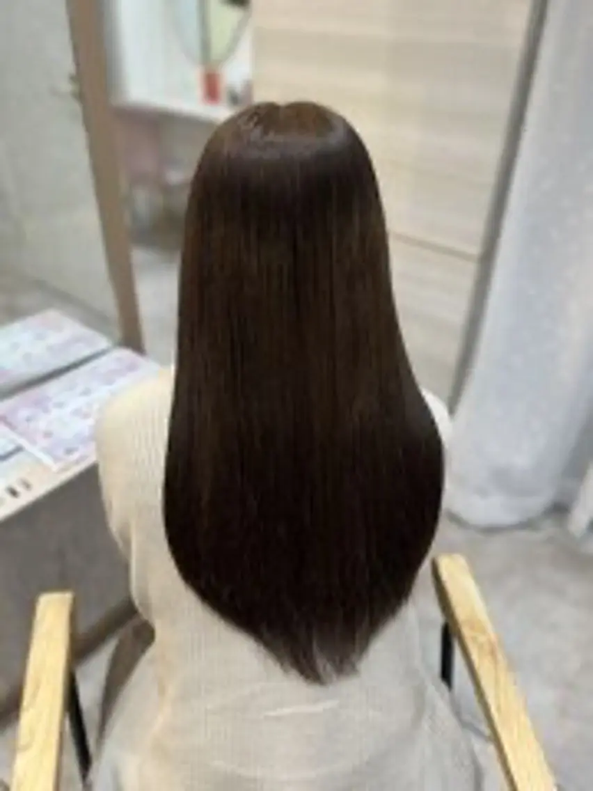 ロング カラー elu あやね💜 🫧カラー・縮毛矯正のヘアスタイル