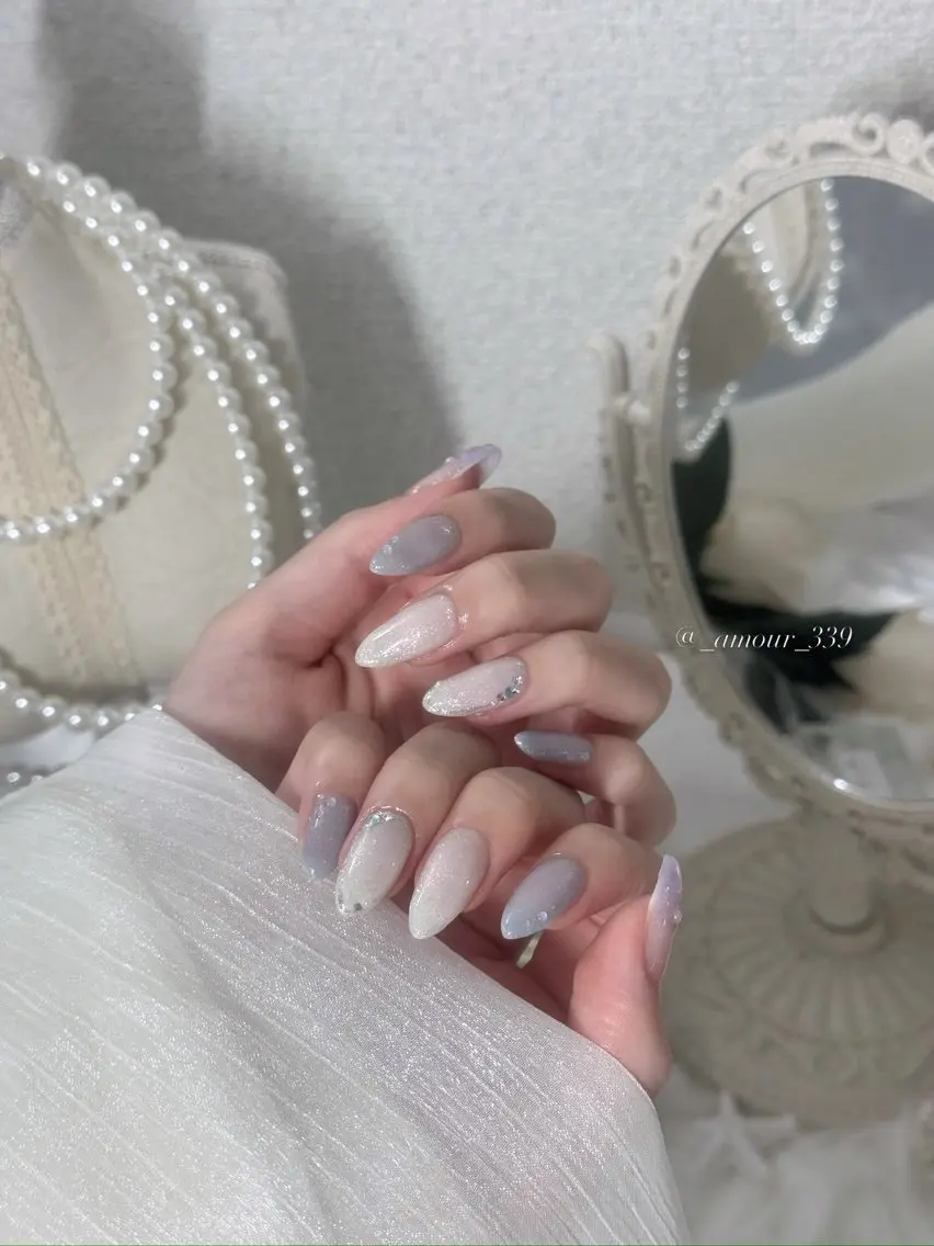 ネイル ハンドネイル Misaki 🩶のネイルデザイン