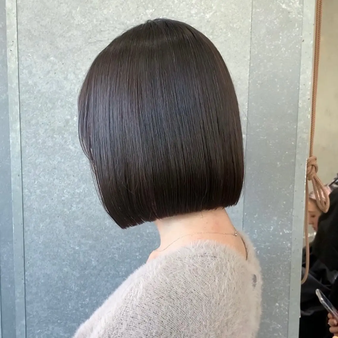 ショート 切りっぱなしボブ 前下がりボブ ショートボブ ボブ 顔周りカット カット ヘアカラー トリートメント 伊 杏のヘアスタイル