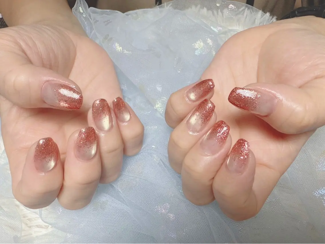 ネイル フラッシュネイル グラデーション ラメ(グリッター) ラメグラデーション マグネットネイル ハンドネイル Nailsalon Blueのネイルデザイン
