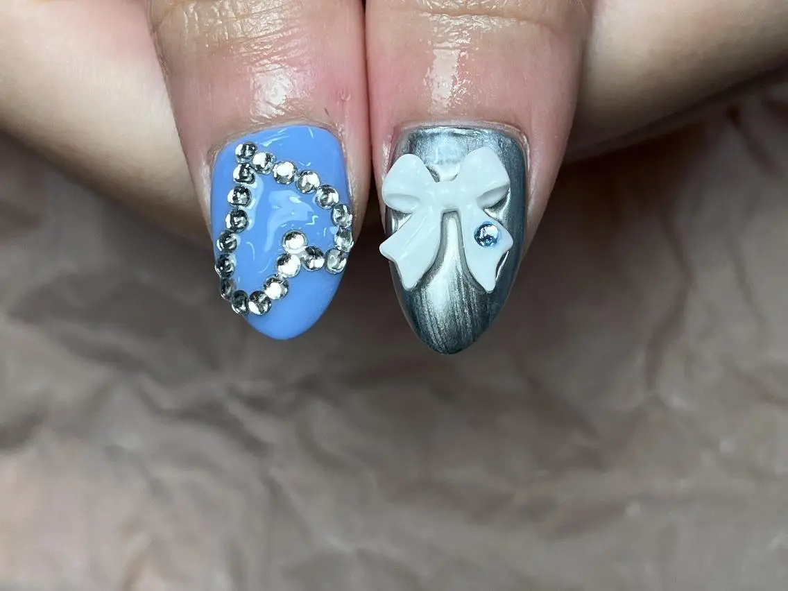 ネイル アートネイル ブルー 夏ネイル ハンドネイル ToliyDeliy ネイルサロンのネイルデザイン