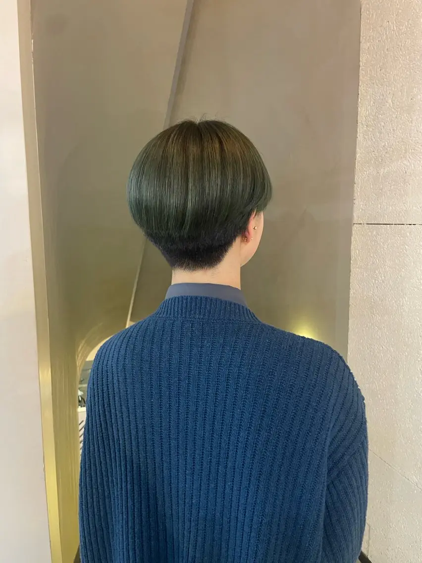 ショート カラー ブリーチ ヘアカラー ミユウ /札幌美容師のヘアスタイル
