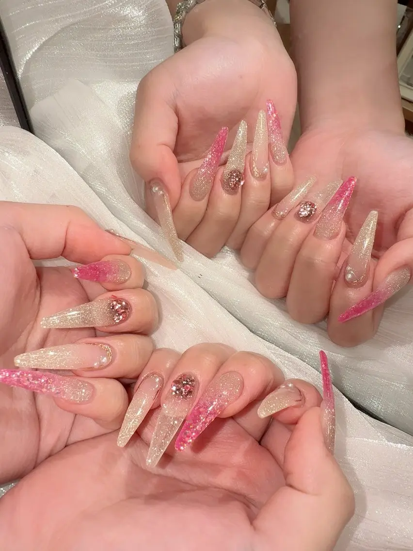 ネイル エーナイン福島店 Reikaのネイルデザイン