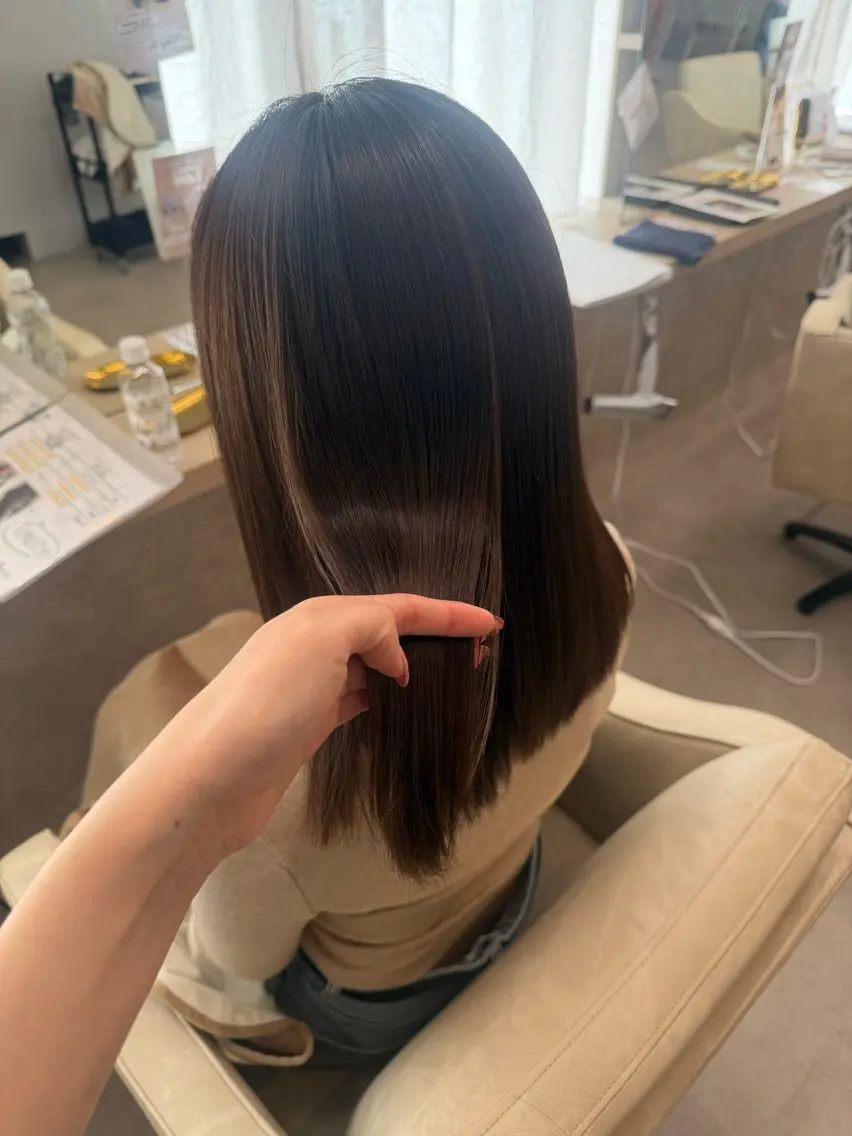 セミロング 兼古 望羽のヘアスタイル