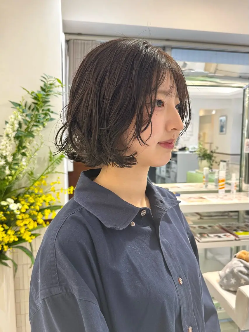 ショート カラー パーマ ベージュカラー オリーブベージュ ニュアンスパーマ カット ヘアカラー パーマ トリートメント デジタルパーマ 🌀ボブ　萩原　龍のヘアスタイル