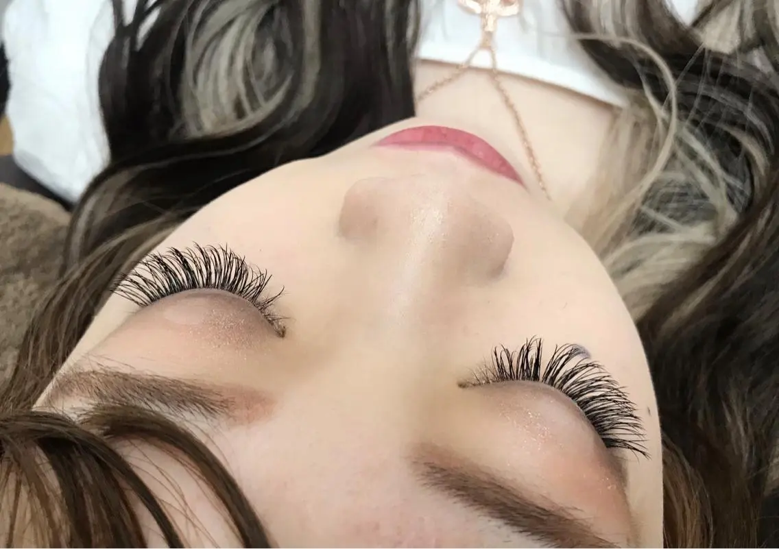 マツエク・マツパ フラットラッシュ Lycka リュッカのマツエク・マツパデザイン
